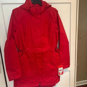 The North Face Tomales Bay DryVent Rain Jacket in Red, Size M - NWT